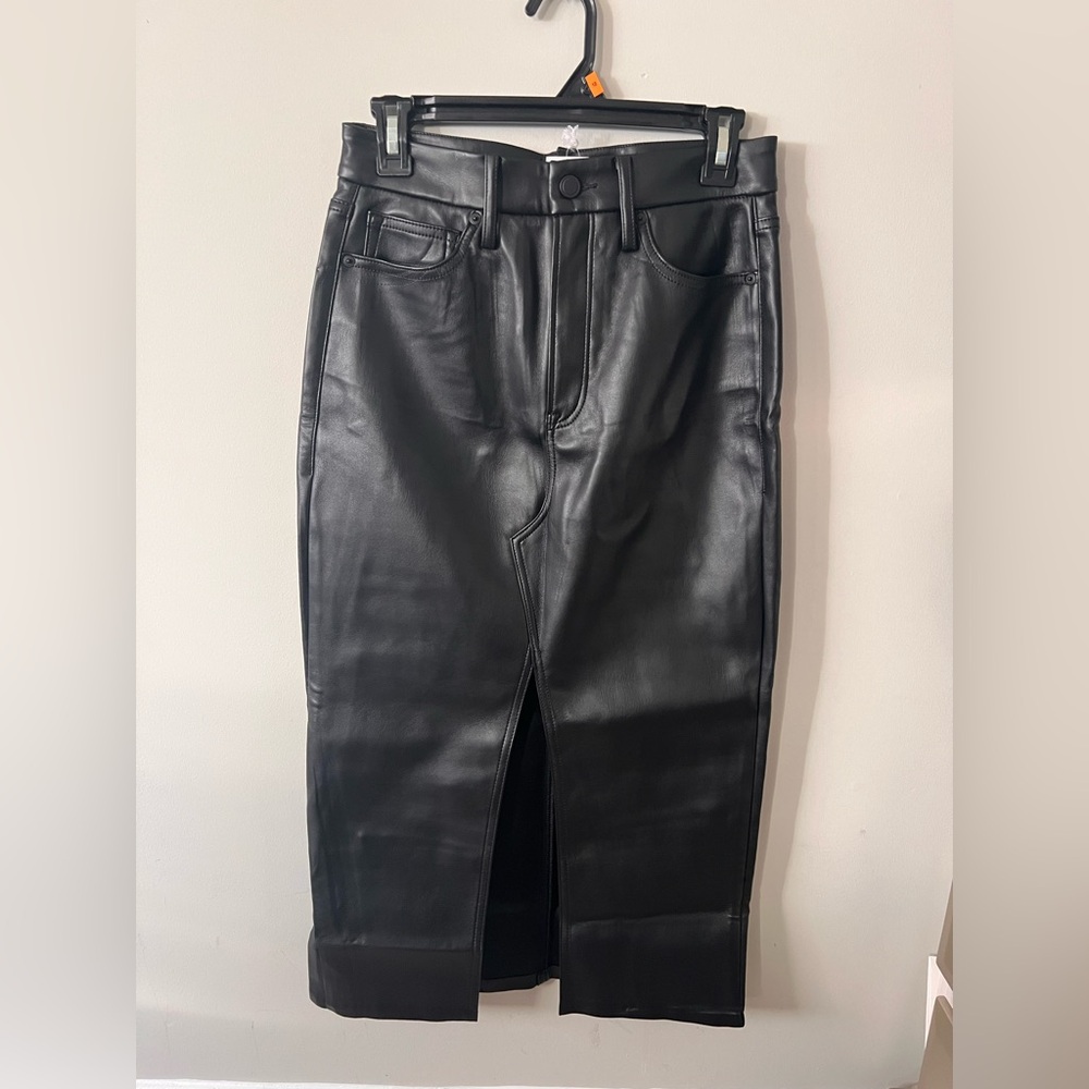 BRAND NEW Good American Black Faux Leather Midi Skirt | Size 4